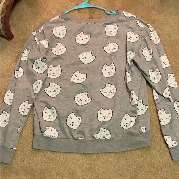 Gray&White cat sweater - Picture 1 of 2